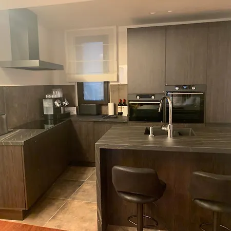 Botanique Airbnb, * 안트베르펜