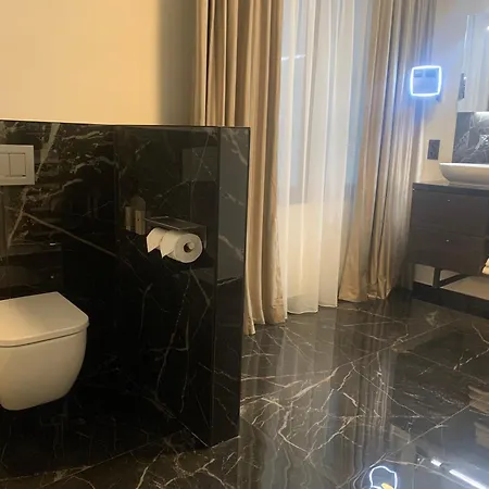 Botanique Airbnb, * 안트베르펜