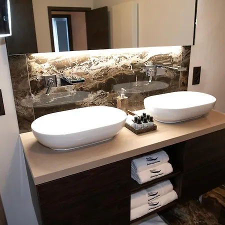 Botanique Airbnb, 아파트 안트베르펜