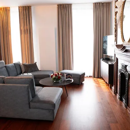 Botanique Airbnb, Apartment *
